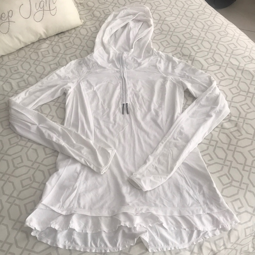 Lululemon White Long Sleeve Top